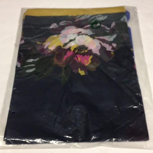 JOULES Long line SCARF
Hand drawn print - Picture 4 of 5